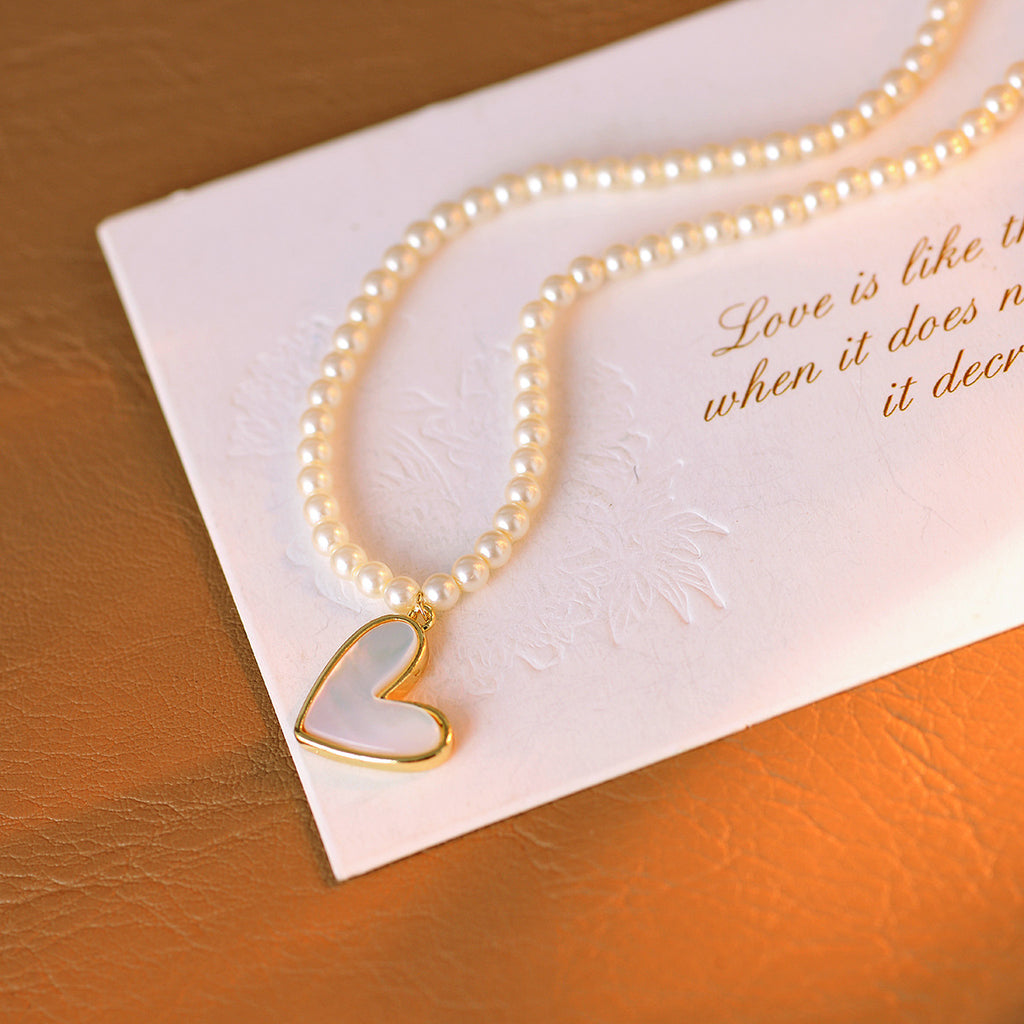 Korean Style Personality Light Luxury High-End Natural Real Shell Pendant Necklace Heart-Shaped Pearl Collarbone Chain for Women