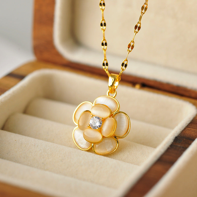 Light Luxury High-End Flower Necklace for Women Lucky Ins Internet Celebrity Fashion Versatile Niche Temperament Collarbone Chain