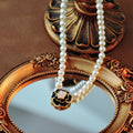 French Retro Style Black Camellia Pearl Necklace for Women Versatile High-end Light Luxury Accessory A10191