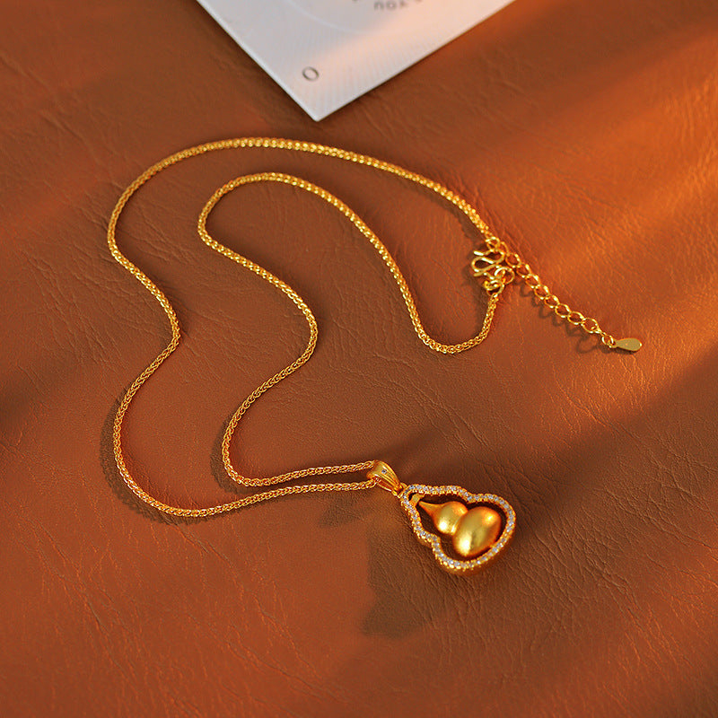Live Streaming Hot Item Vintage Style Inlaid Diamond Gourd Pendant Fortune Gourd Necklace Copper Plated Personalized Exquisite High-end Necklace