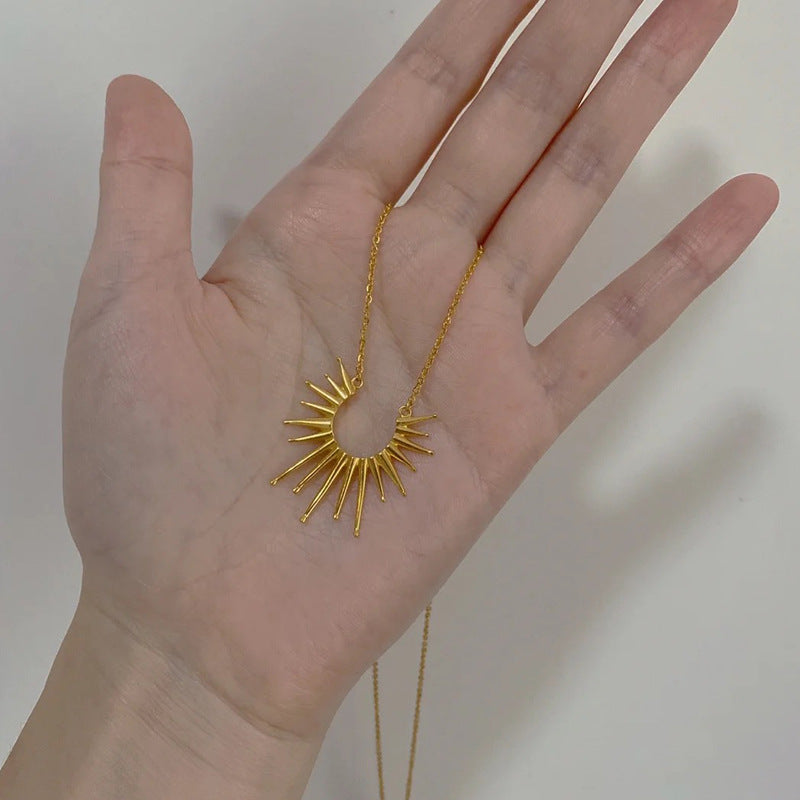 European and American INS Minimalist Style Sun Collarbone Chain High-End Niche Design Unisex Titanium Steel Pendant Necklace