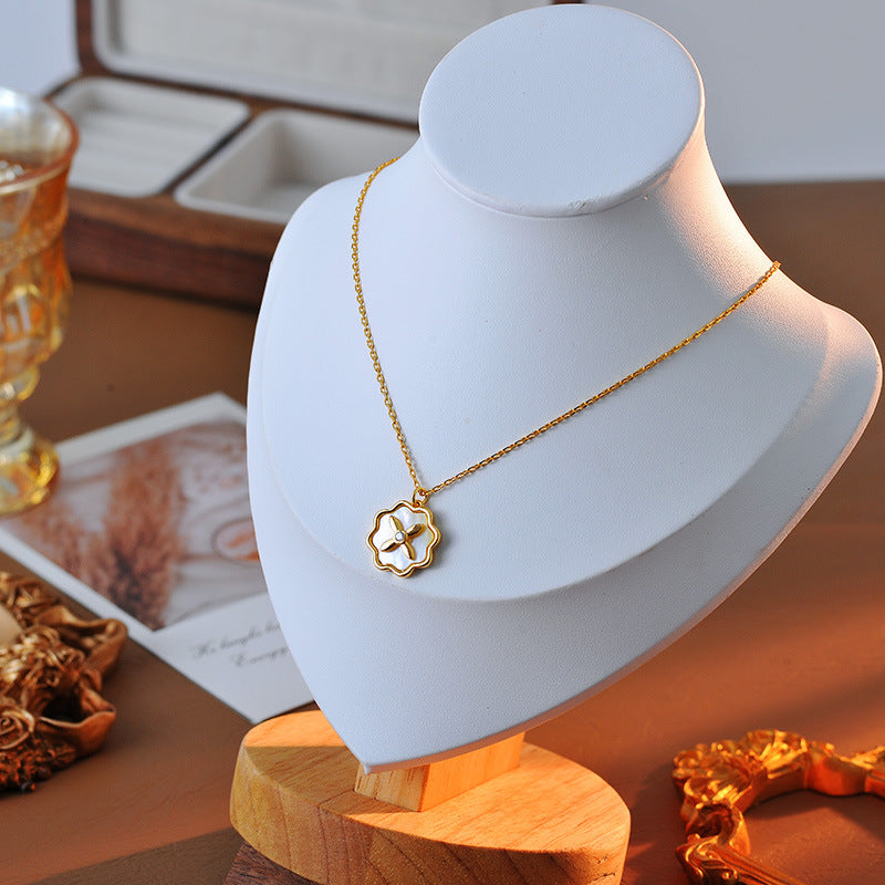 European and American Fashion Inlaid Mother-of-Pearl Four-Leaf Clover Sweet Flower Elegant Necklace Collarbone Chain A10264