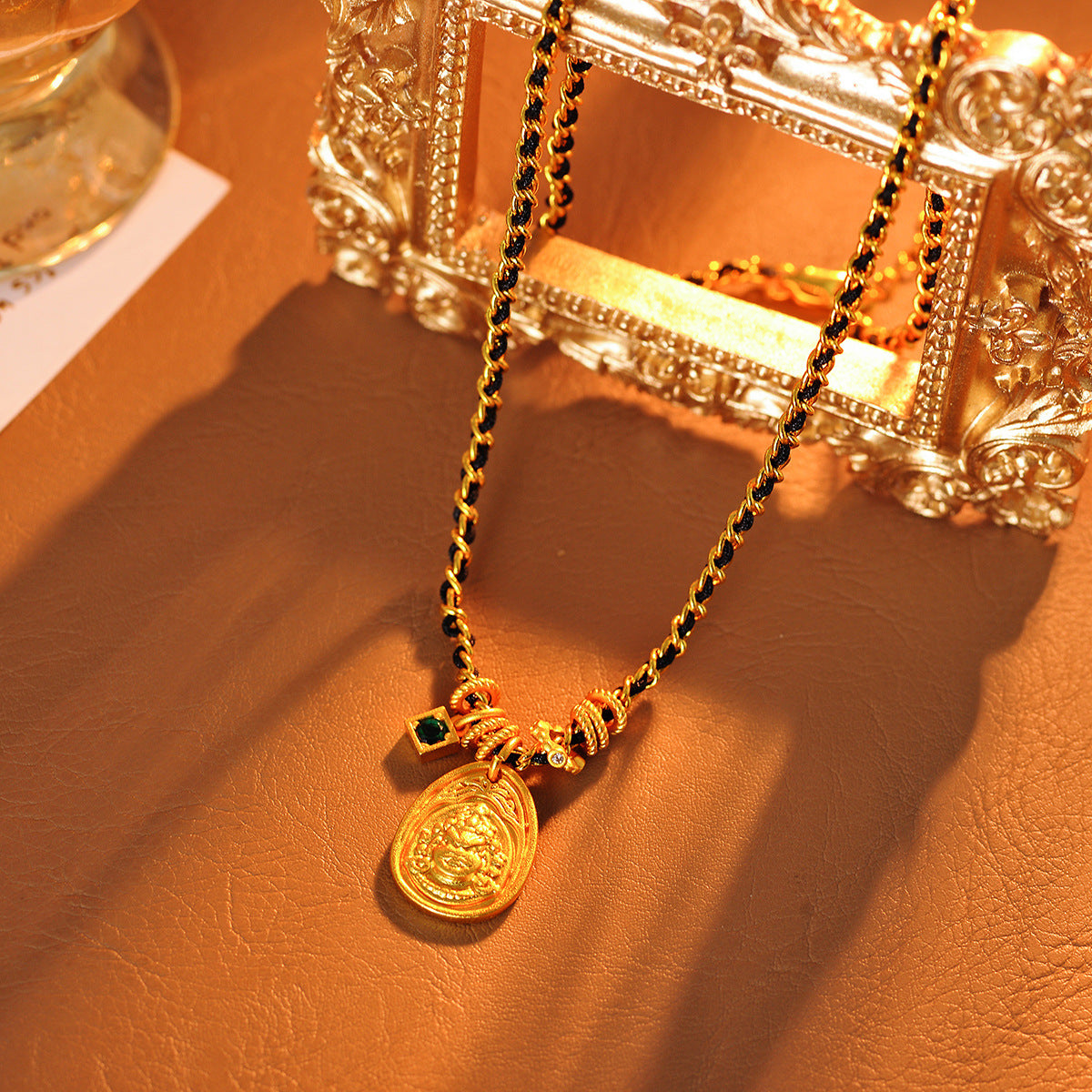 Necklace Yellow God of Wealth Coiled Necklace Xiaohongshu New Hot-Selling Light Luxury Niche High-End Exquisite Black Rope