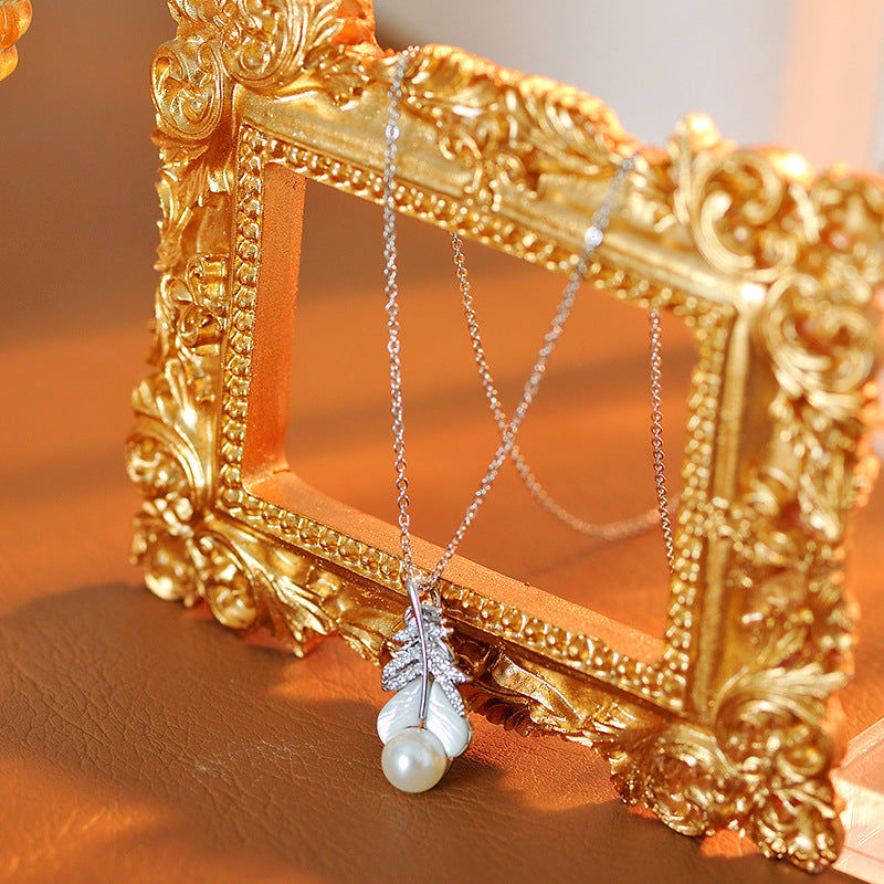 High-end Mother-of-Pearl Micro Inlay Feather Necklace Jewelry Natural Pearl Earrings Necklace Exquisite Light Luxury Accessories
