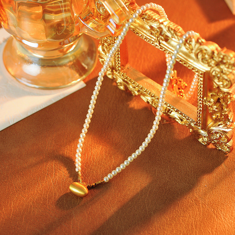 Light Luxury High-End Brushed Small Pearl Necklace for Women, Light Luxury Niche High-End Elegant Exquisite Collarbone Chain for Women