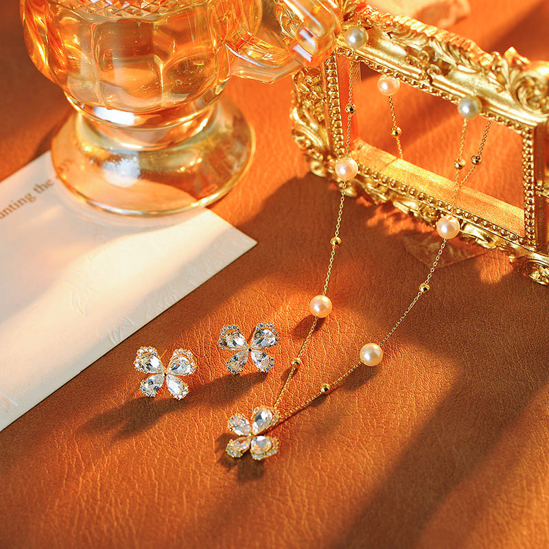 Romantic Love Letter Butterfly Pearl Tassel Necklace for Women High-end Light Luxury Niche Collarbone Chain Elegant Choker