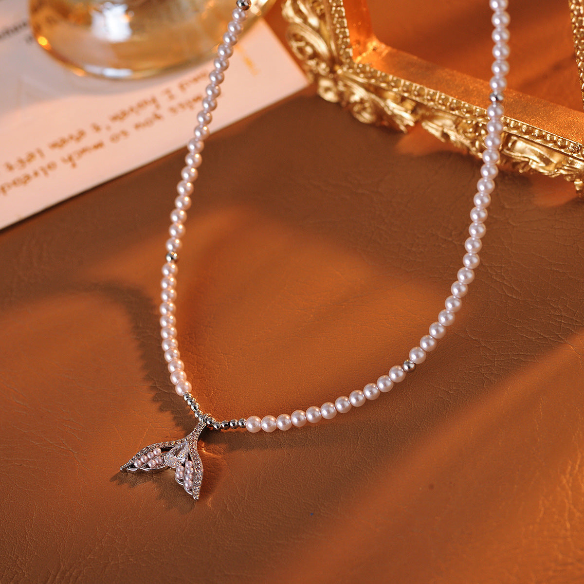 Fishtail Pearl Necklace Xiaohongshu New Hot-Selling Fishtail Collarbone Chain Exquisite Summer Neck Chain