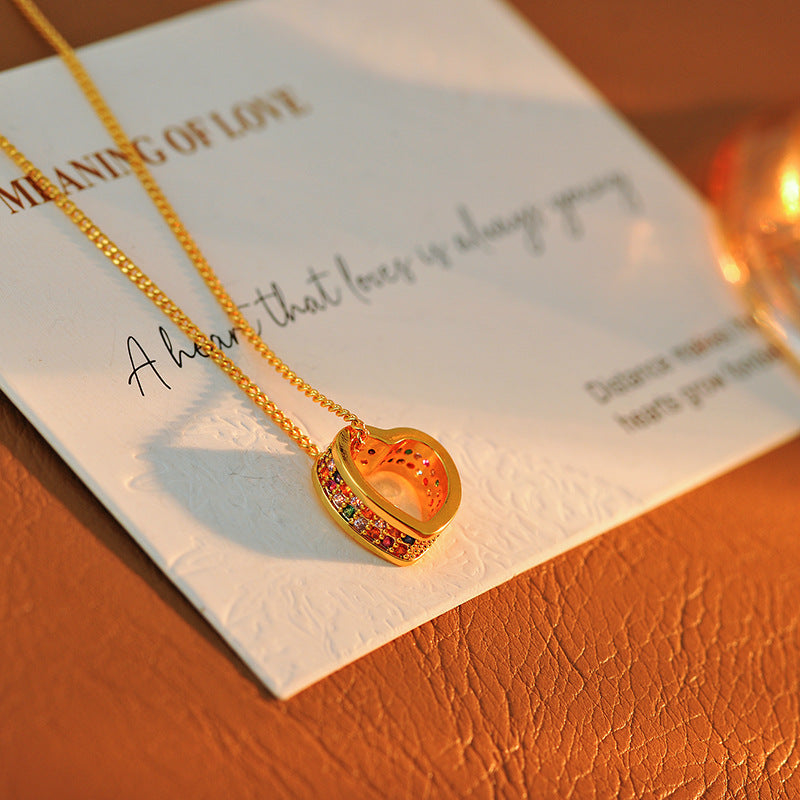 European and American Retro Colorful Zircon Heart Necklace for Women, Light Luxury Niche High-end Fashion Exquisite Design Clavicle Chain