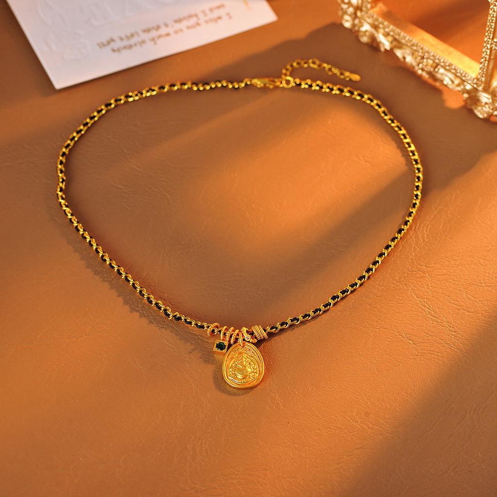 Necklace Yellow God of Wealth Coiled Necklace Xiaohongshu New Hot-Selling Light Luxury Niche High-End Exquisite Black Rope