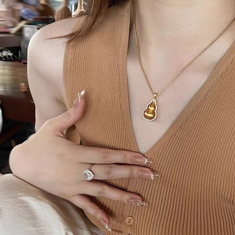 Inheriting Ancient Methods Pure Handmade Gold Inlaid Diamond Gourd Pendant Necklace for Women, Niche Design, Light Luxury, High-End Feel, Fortune Chain