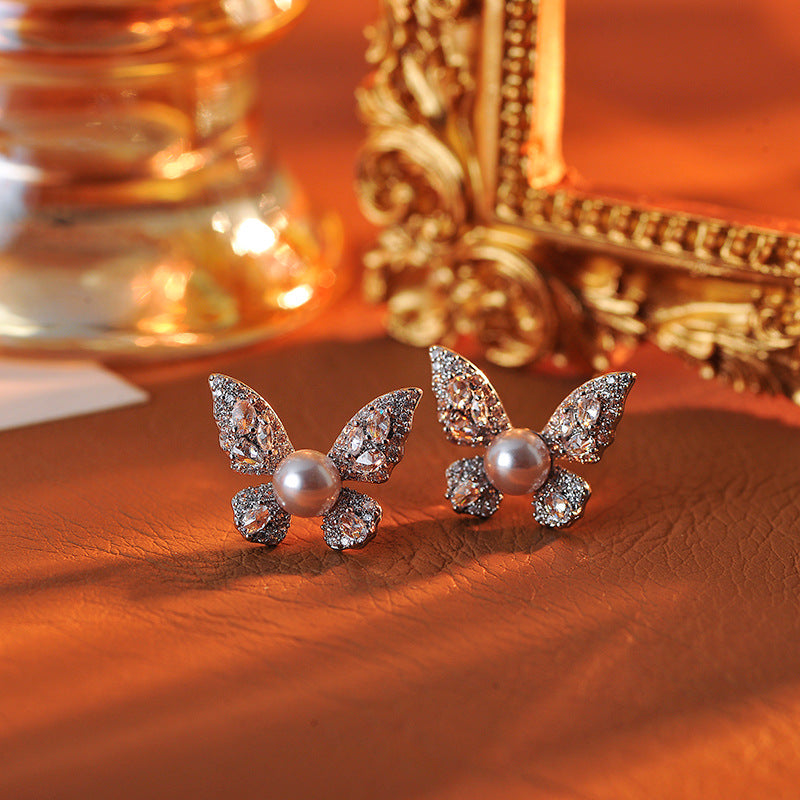 Butterfly Pearl Necklace for Women Sweater Chain Light Luxury Niche High-end New Collarbone Chain for Socialite Women