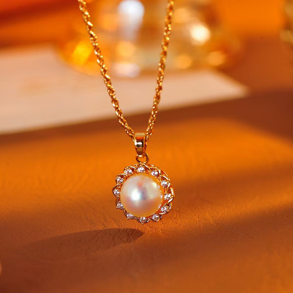 Sunflower Pearl Necklace Elegant Fashion Pearl Pendant Copper Gold-Plated Necklace Light Luxury