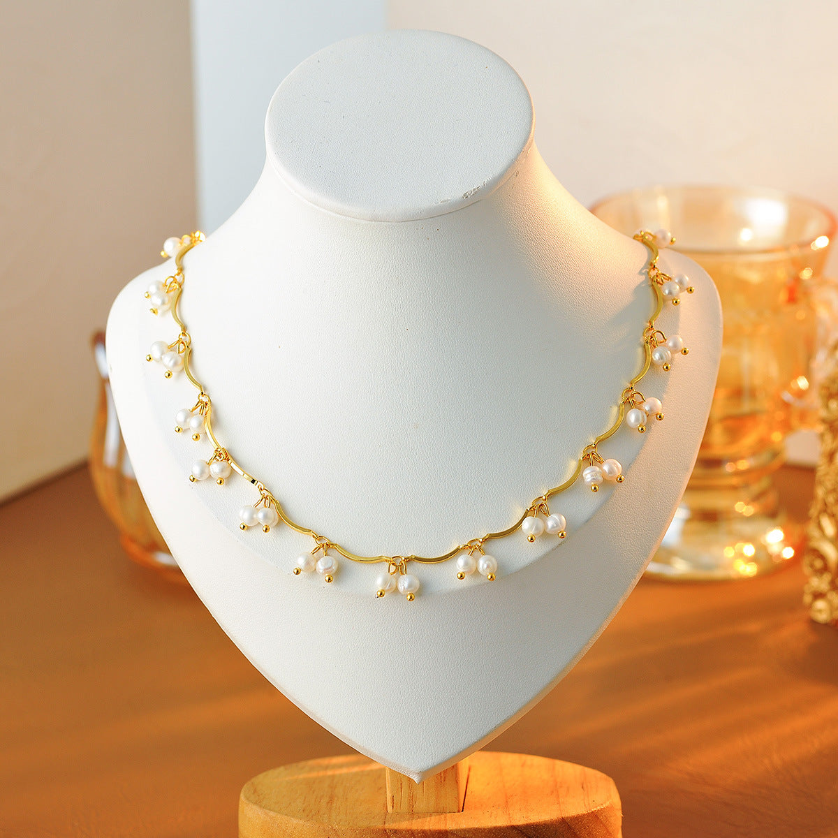 Freshwater Pearl Necklace Elegant Beaded Exquisite Niche Design Sense Choker New Clavicle Chain