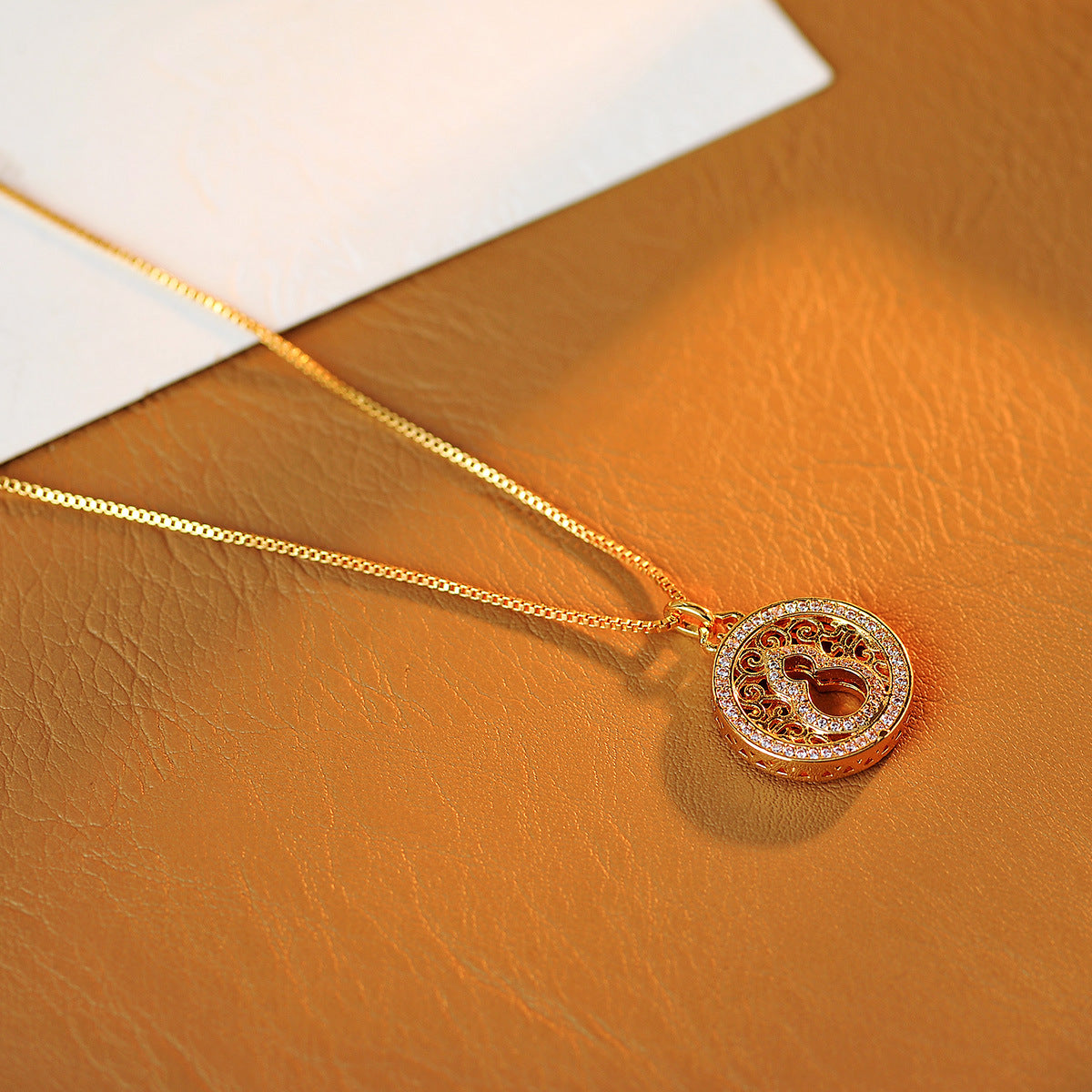 Vietnam Sand Gold Hollow Carved Gourd Necklace Round Pendant Luxurious Inlaid Gold Jewelry Vintage Fortune Necklace