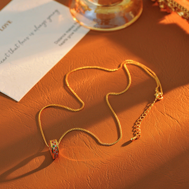 European and American Retro Colorful Zircon Heart Necklace for Women, Light Luxury Niche High-end Fashion Exquisite Design Clavicle Chain