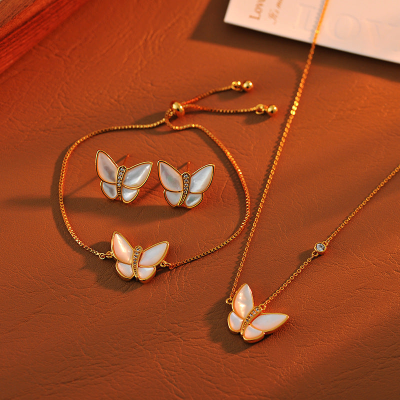 Natural White Mother-of-Pearl Butterfly Necklace for Women, Autumn and Winter New Hot-Selling Light Luxury Niche High-End Vintage Earring Set