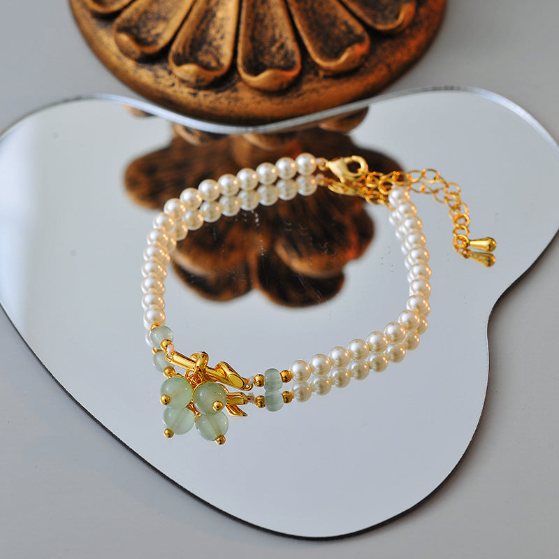 Green Grape Pendant Pearl Bracelet for Women, Niche Design, High-End Sweater Chain, Light Luxury, Internet Celebrity Style