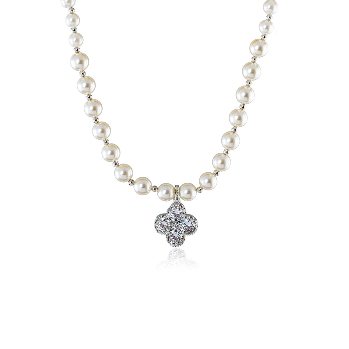 New Four-Leaf Flower Pearl Necklace Niche High-End Fashion Versatile Elegant Zircon Pendant
