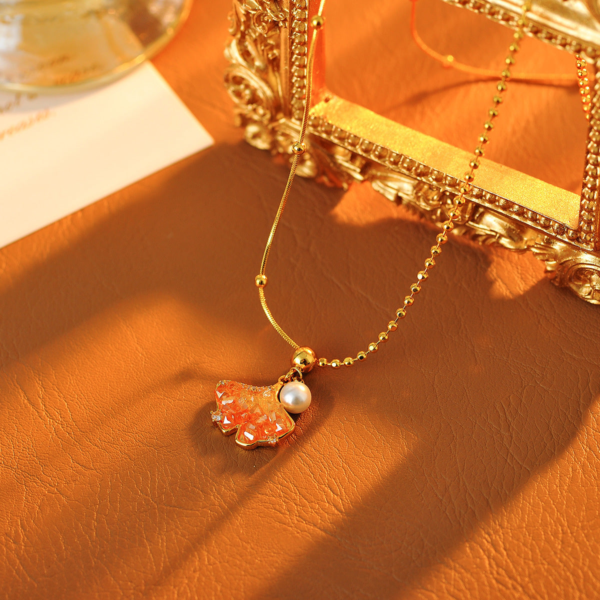 Unique Design Fashionable Versatile Brightening Necklace New Trendy Gradient Crystal Ginkgo Necklace