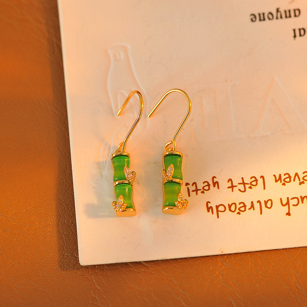 New Chinese Style National Trend Necklace High-end Elegant Inlaid Diamond Cat's Eye Stone Bamboo Knot Necklace Light Luxury Niche Design