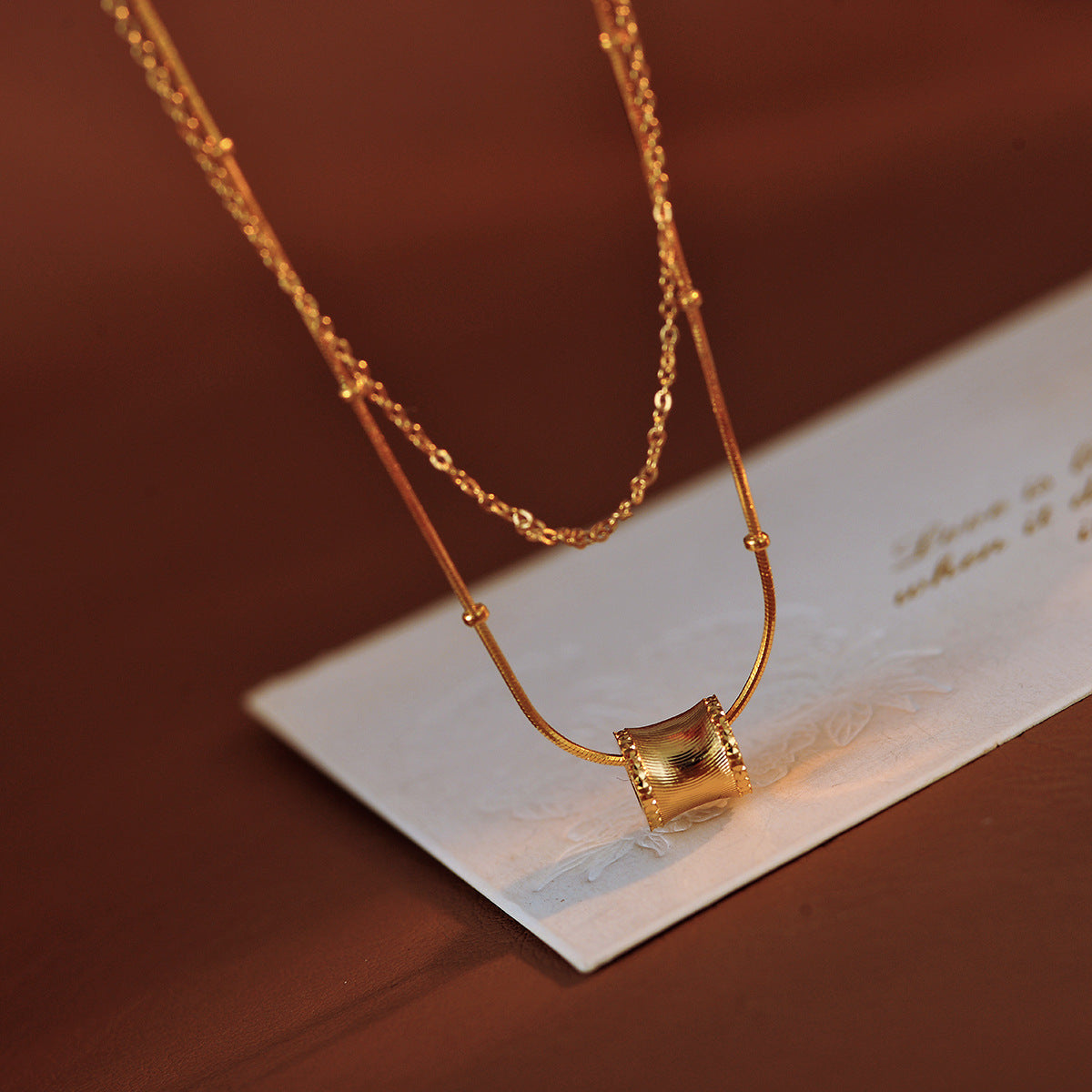 [Xia Shui Yi Ren] Balance Beam Small Waist Versatile Necklace for Women, Niche Trendy Necklace