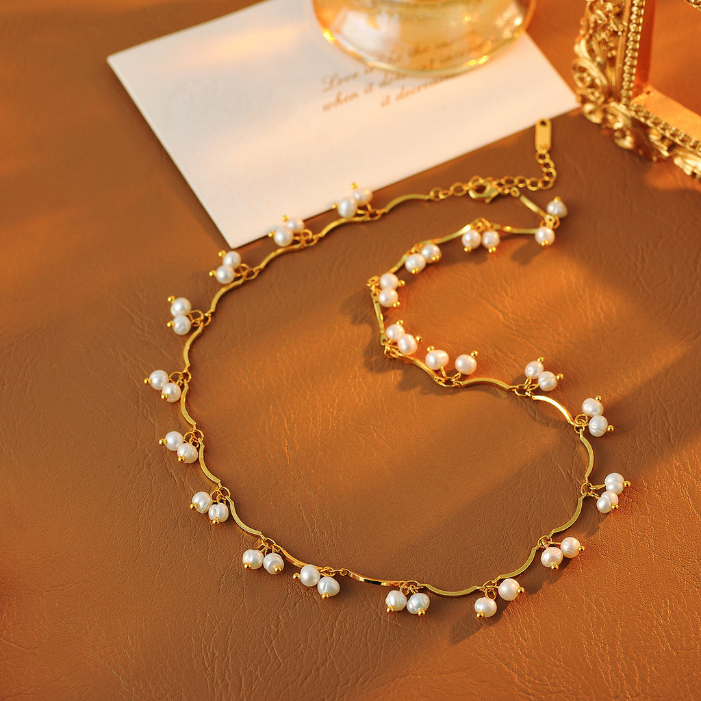 Freshwater Pearl Necklace Elegant Beaded Exquisite Niche Design Sense Choker New Clavicle Chain