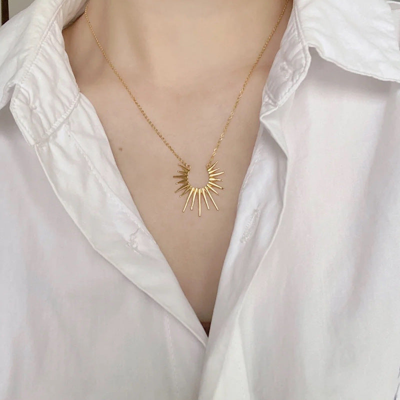 European and American INS Minimalist Style Sun Collarbone Chain High-End Niche Design Unisex Titanium Steel Pendant Necklace