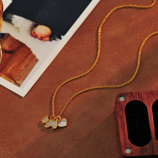 Heart Shell Full Diamond Puppy Necklace for Women, Korean and Japanese Style, Simple Red and White Heart Pendant, Clavicle Chain, Fashionable and Elegant