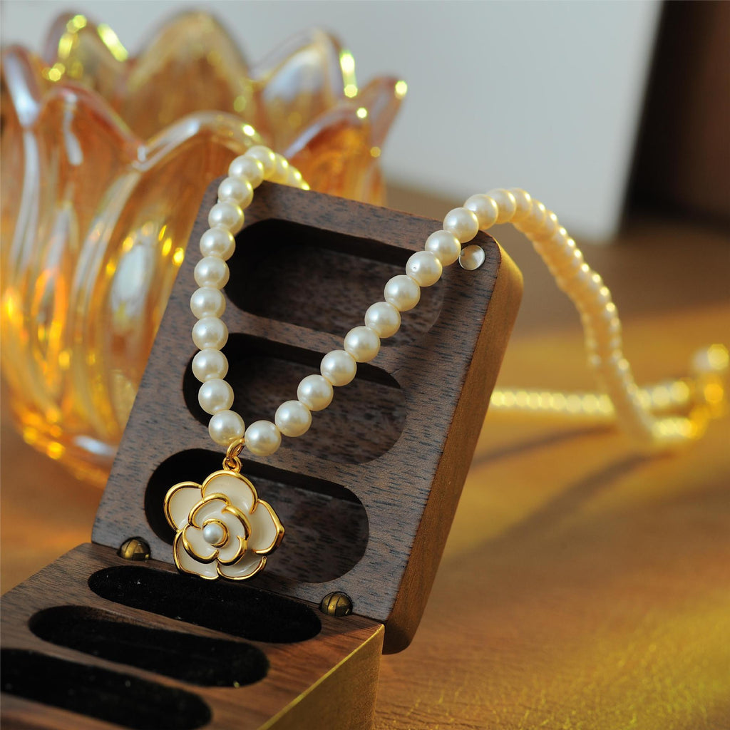 French Style High-End Imitation Shijia True Round Pearl Necklace Elegant Light Luxury Camellia Necklace Vintage A10049