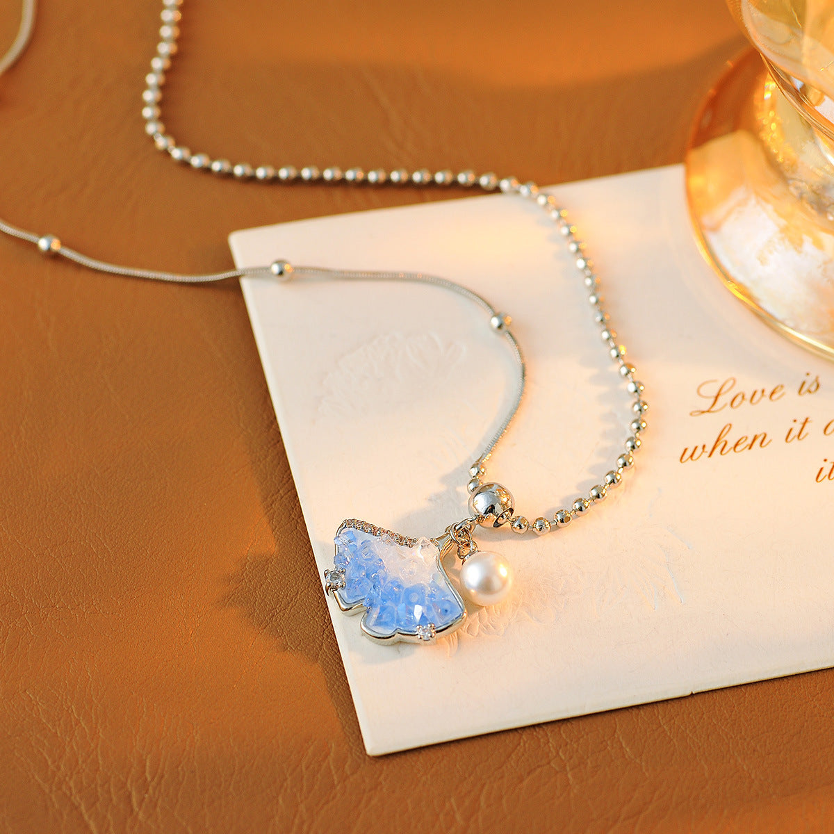 Unique Design Fashionable Versatile Brightening Necklace New Trendy Gradient Crystal Ginkgo Necklace