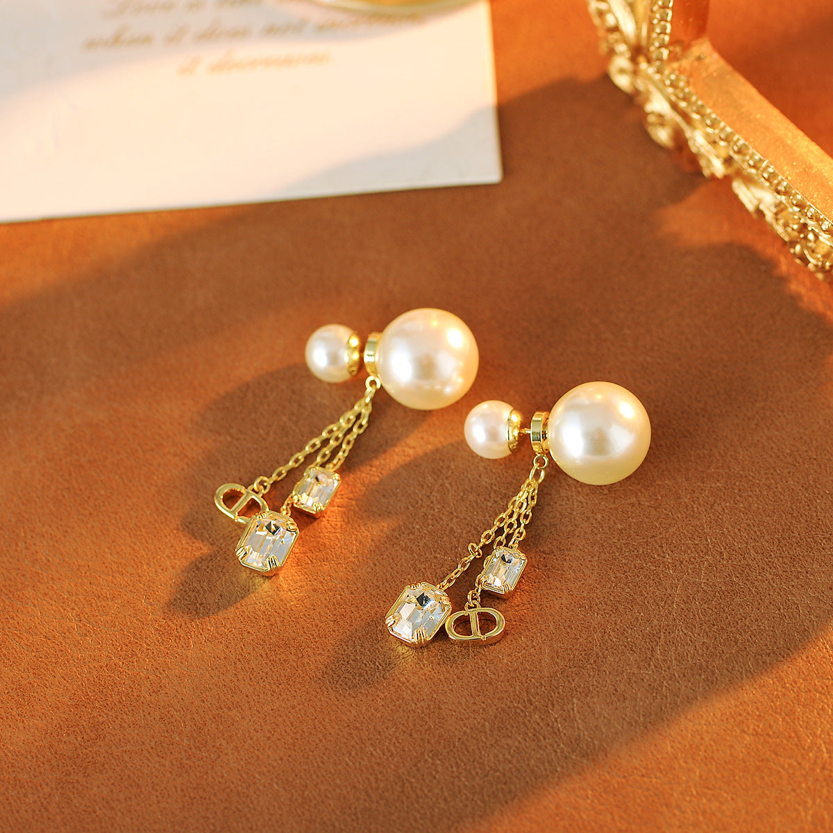 New Square Diamond Pendant Earrings Pearl Necklace Chain Clavicle Chain High-end Versatile Fashion New Style