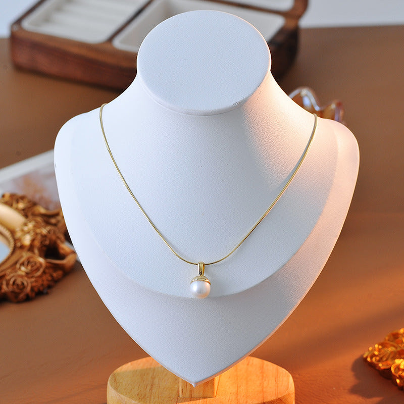 Light Luxury French Pearl Pendant Necklace for Women, Autumn and Winter Niche High-end Sweater Chain, Elegant Versatile Bundle