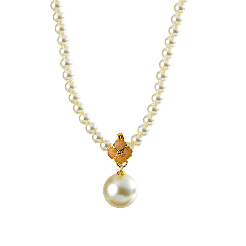 New Pearl Necklace Elegant Temperament Four-Leaf Clover Light Luxury Niche High-End Simple Fashion Collarbone Chain for Women