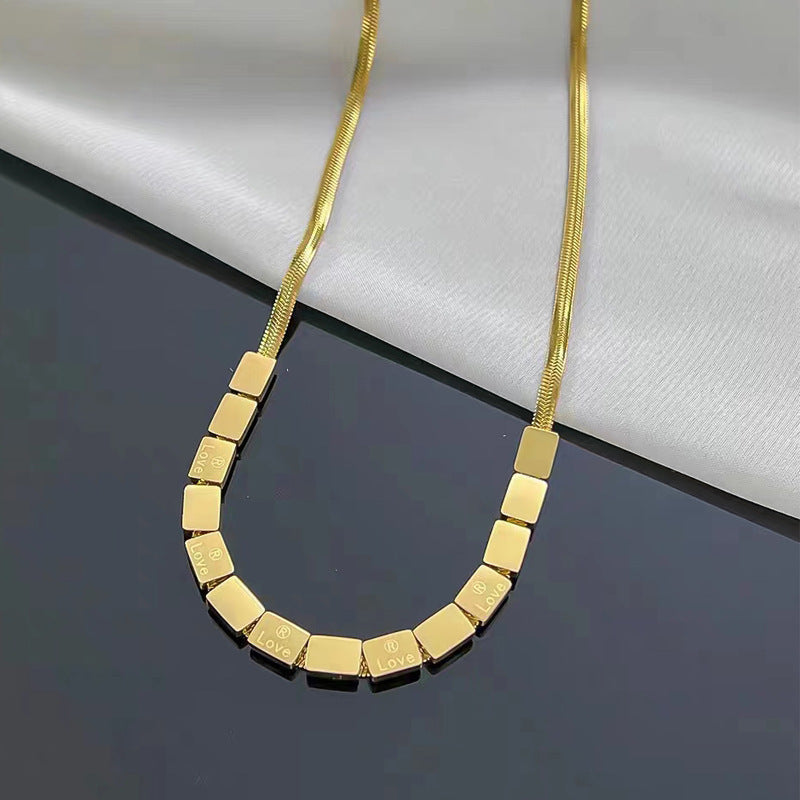 Minimalist Personality Design Small Square Snake Bone Chain Necklace for Women Ins Trend Light Luxury Niche Collarbone Chain Short Neck Chain