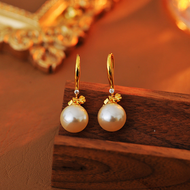 Flower Pearl Necklace for Women Fashion Ins Style Collarbone Chain Versatile Niche Design Zircon Pendant