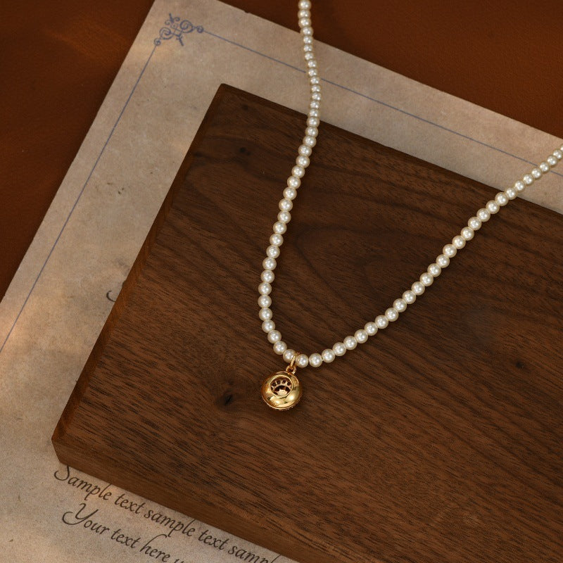 New Year Necklace Light Luxury Elegant Versatile Micro Inlaid Zircon Hollow Eight-Pointed Star Pendant Pearl Necklace for Women