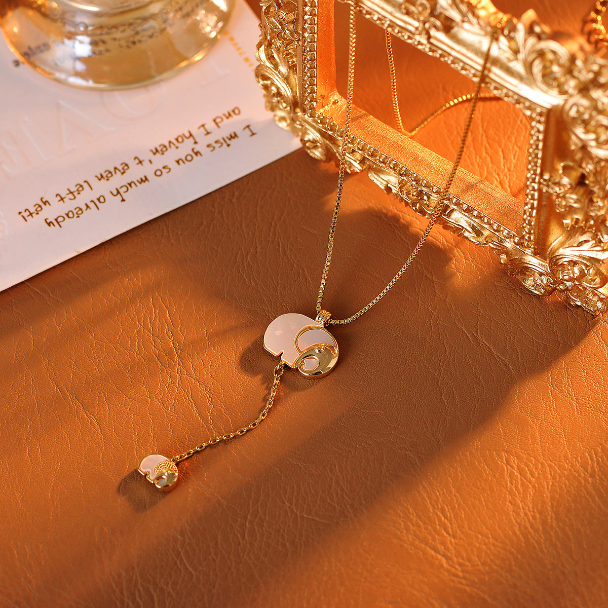 Little Elephant Necklace Real Gold Plating Light Luxury Niche High-end Sense Collarbone Chain Simple Chalcedony Pendant