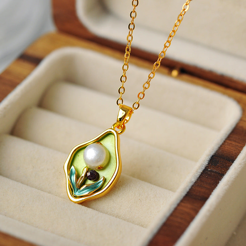 New Chinese Style Retro Palace Flower Freshwater Inlaid Pearl Necklace Enamel Glaze Temperament Pendant Necklace for Women