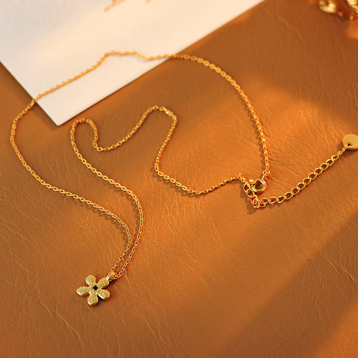 High-end Exquisite Texture Mini Small Flower Niche Design Everyday Versatile Necklace