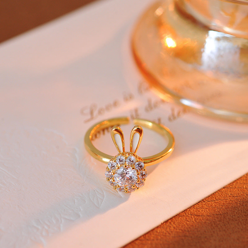 Sweet Fresh Cute Rotatable Rabbit Necklace Light Luxury Niche Super Flash Full Diamond Clavicle Chain