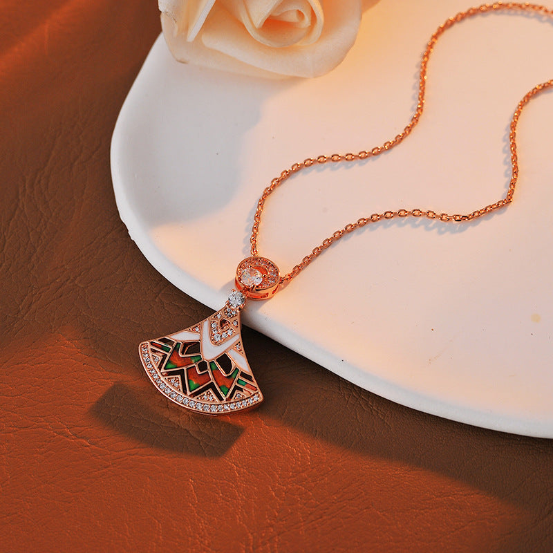 European and American Fashion Retro 18K Rose Gold Plated Fan-Shaped Gradient Enamel Craft Personality Simple Women's Fashion Necklace