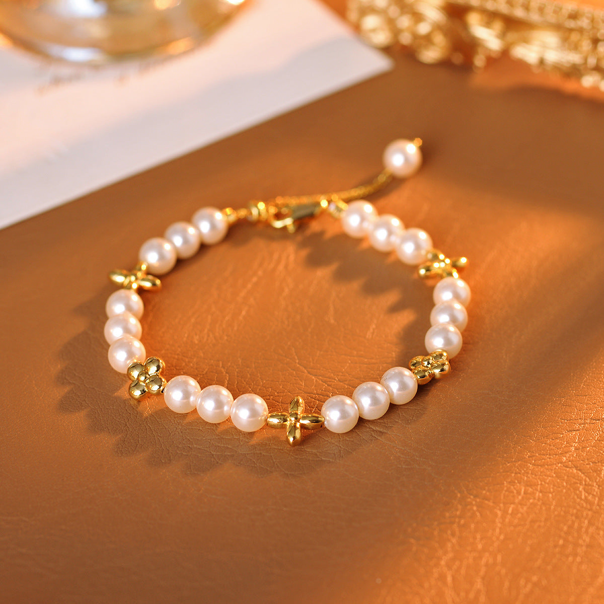 Necklace French Style Pearl Beaded Necklace Fashion Niche Light Luxury Design Versatile Sweet Choker for Women