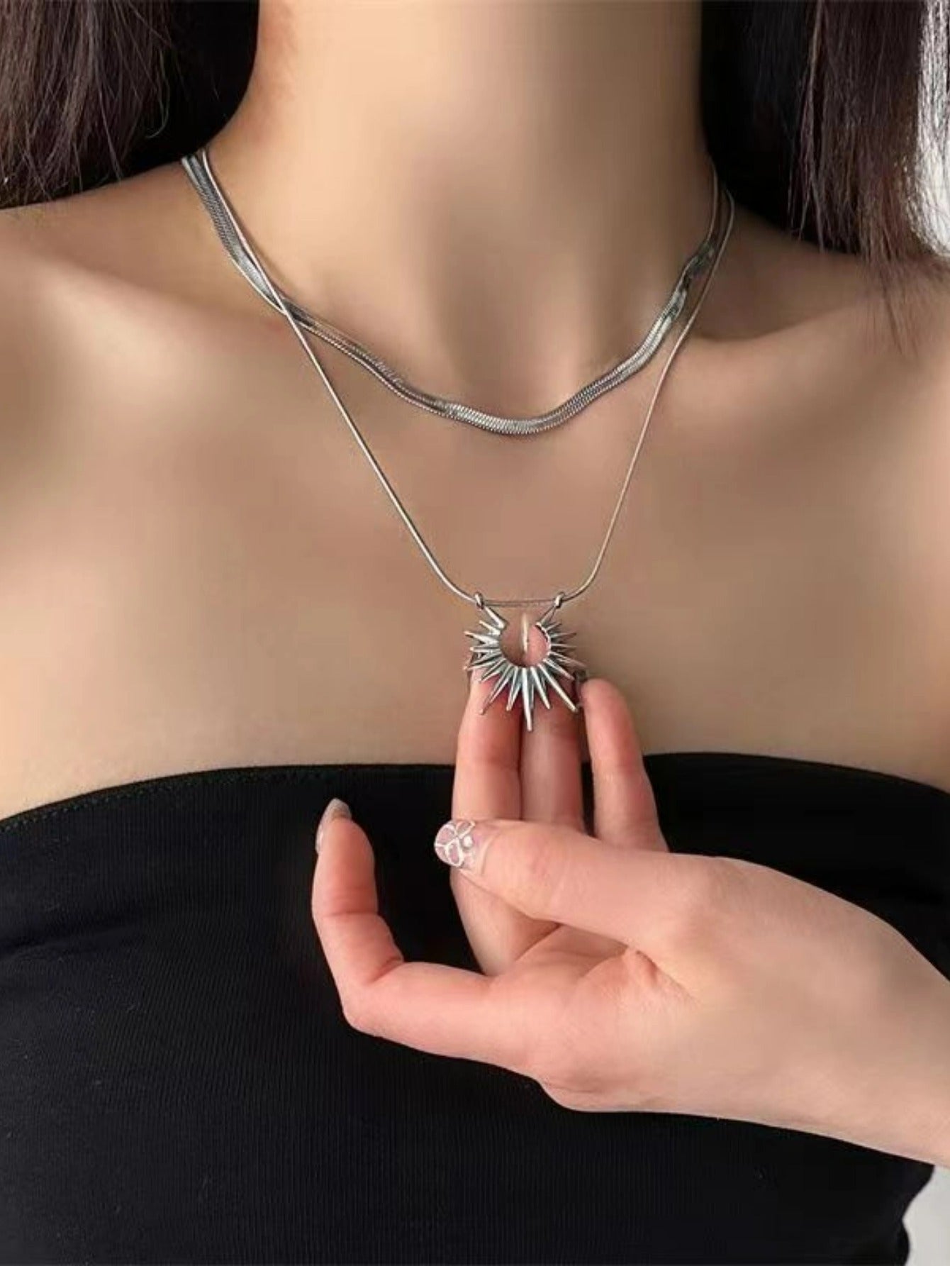 Titanium Steel Double Layer Stacked Collarbone Chain New Hot-Selling Sun God Light Luxury Niche High-End Spring Summer Women's Necklace