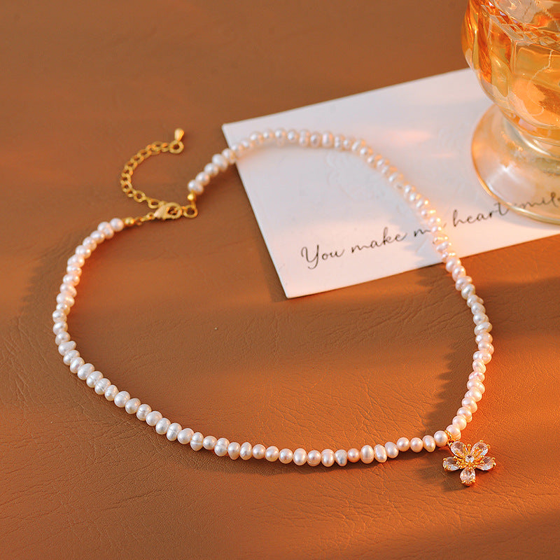 French Exquisite Zircon Flower Freshwater Pearl Necklace High-end Elegant Versatile Choker Accessory