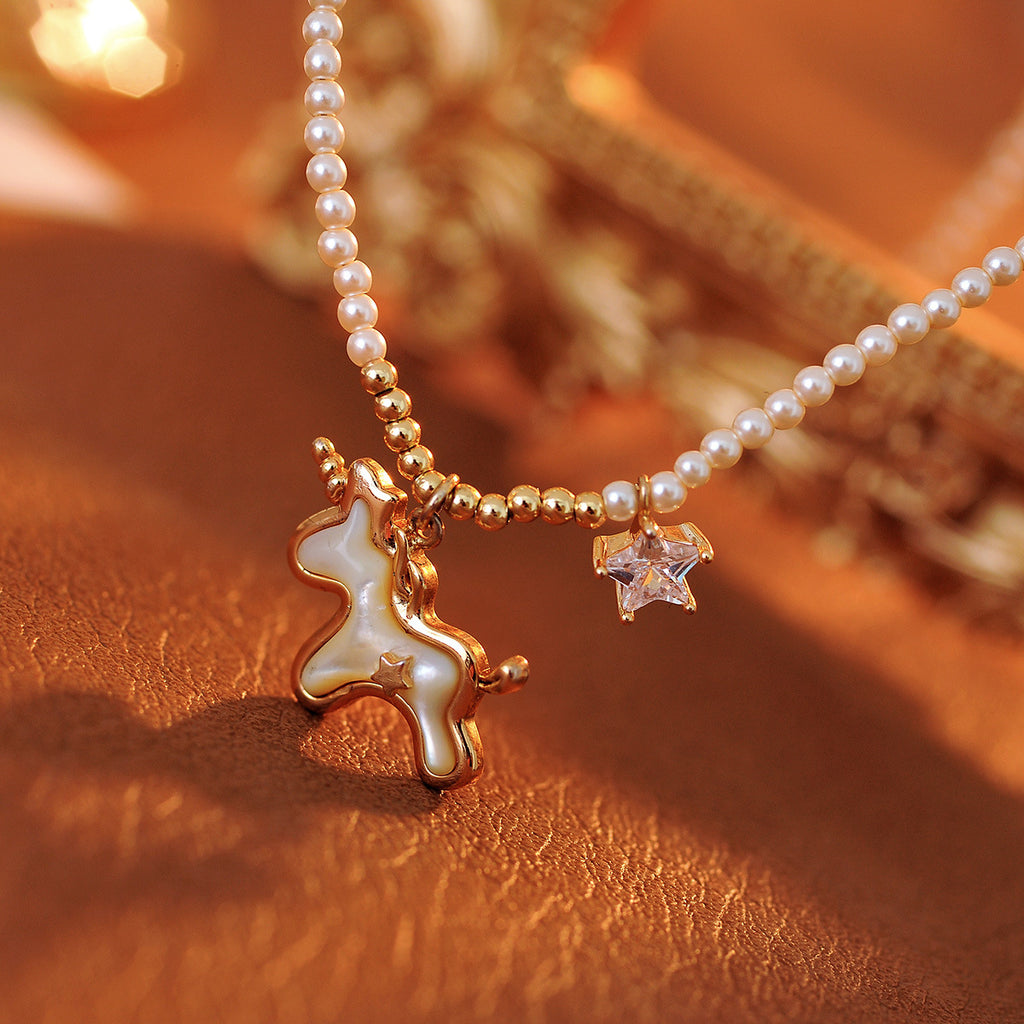 Unicorn Necklace for Women, Light Luxury Niche New Model, Popular Star White Mother-of-Pearl Collarbone Chain
