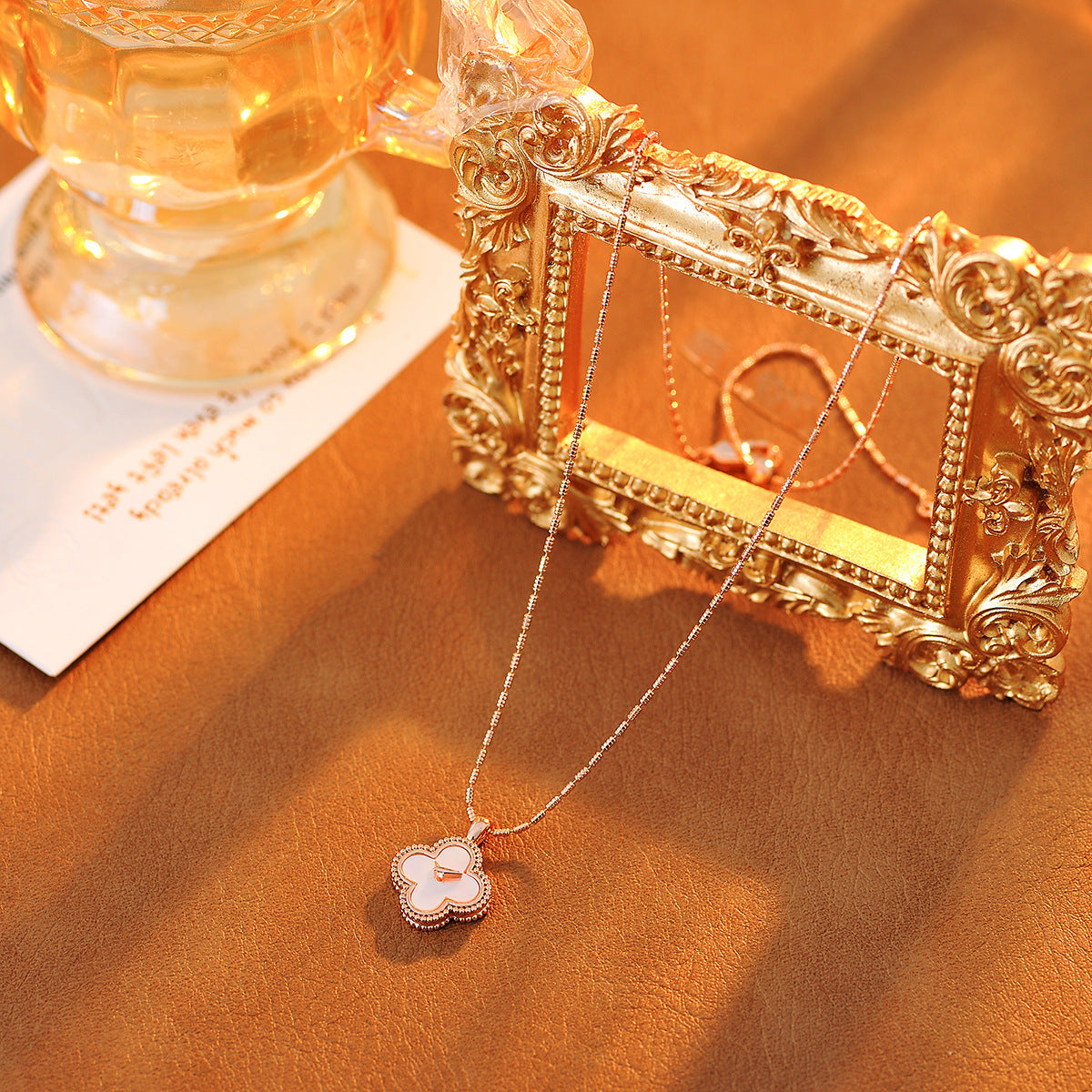 Singapore Designer Necklace for Women Four-Leaf Clover Natural Mother-of-Pearl Collarbone Chain Niche High-End Necklace