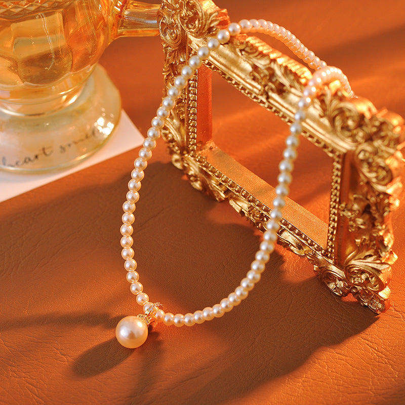 French Elegant Pearl Pendant Necklace for Women, Popular Light Luxury Collarbone Chain, Niche Temperament Accessory
