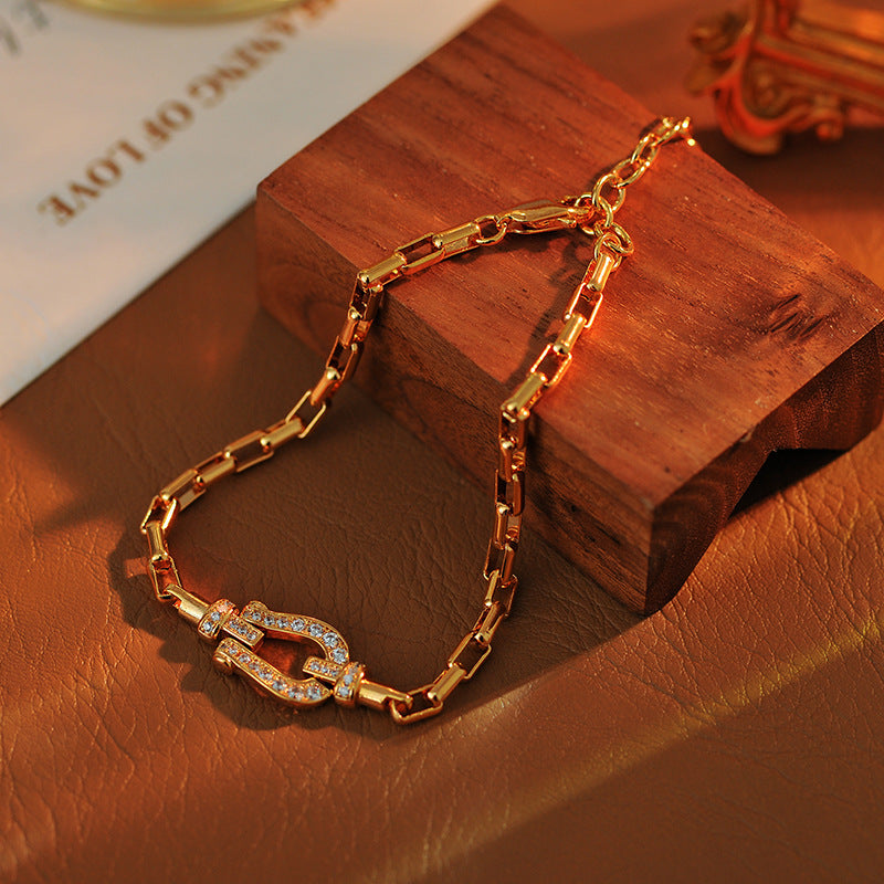 Exquisite Zircon Rose Gold Horseshoe Buckle Bracelet for Women New Hot Style Light Luxury High-end Niche Design Hand Jewelry