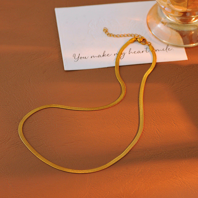 Italian Hot-Selling Minimalist Necklace for Women, Unique Design Blade Chain Clavicle Necklace, High-Quality Women's Necklace