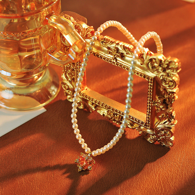 2025 New Maple Leaf Pearl Necklace Autumn Winter Light Luxury Niche Fashion Collarbone Chain Sweater Chain Versatile High-end Feel